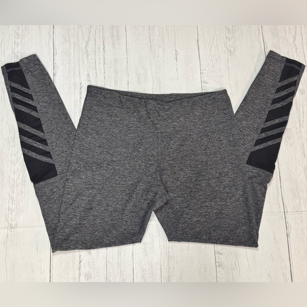Scorpio Sol Yoga Ankle Leggings, Black Mesh Cut Out Size Small